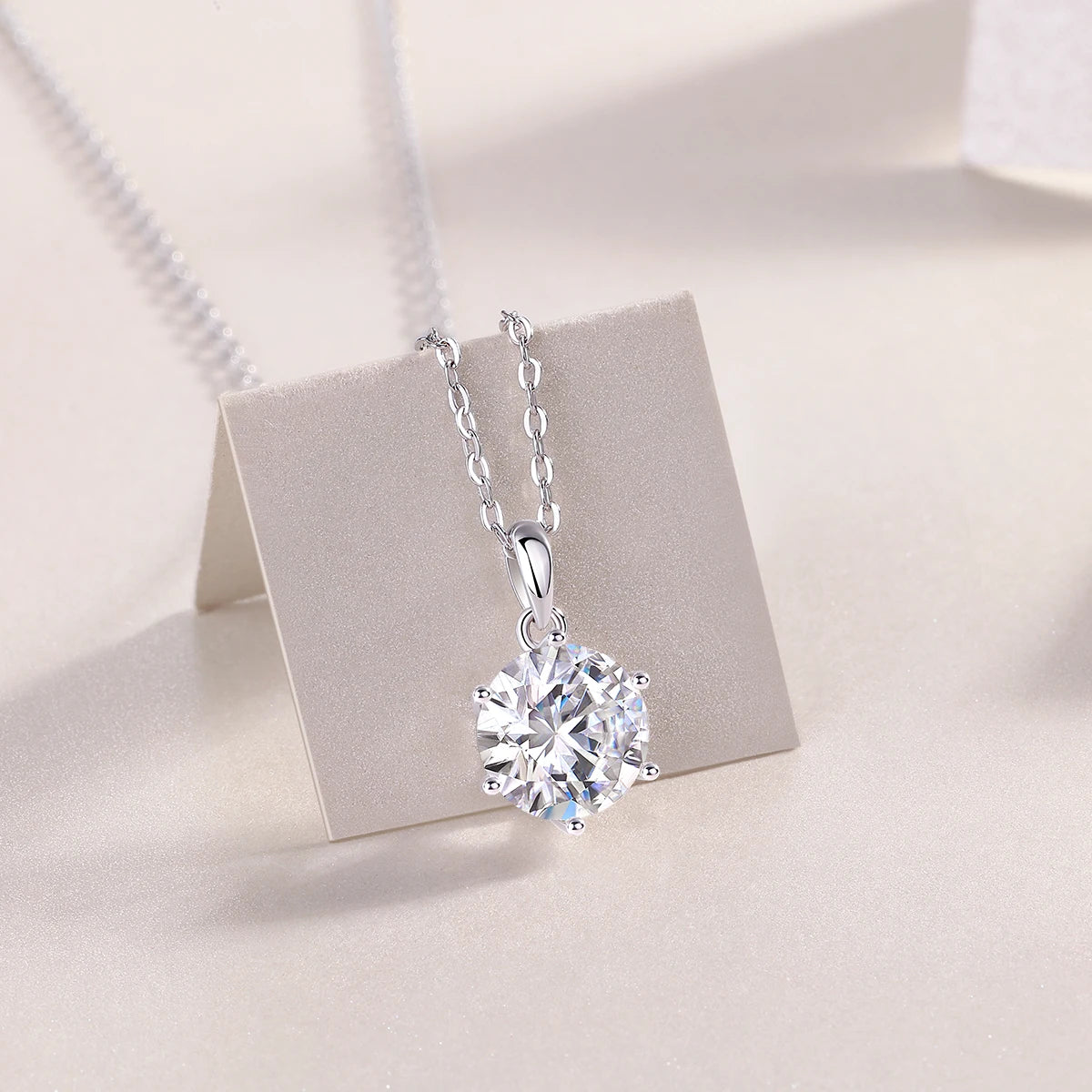 High Quality Dainty D Color Moissanite Necklace Fine Jewelry 925 Sterling Silver Solitaire VVS Moissanite Pendant Necklaces