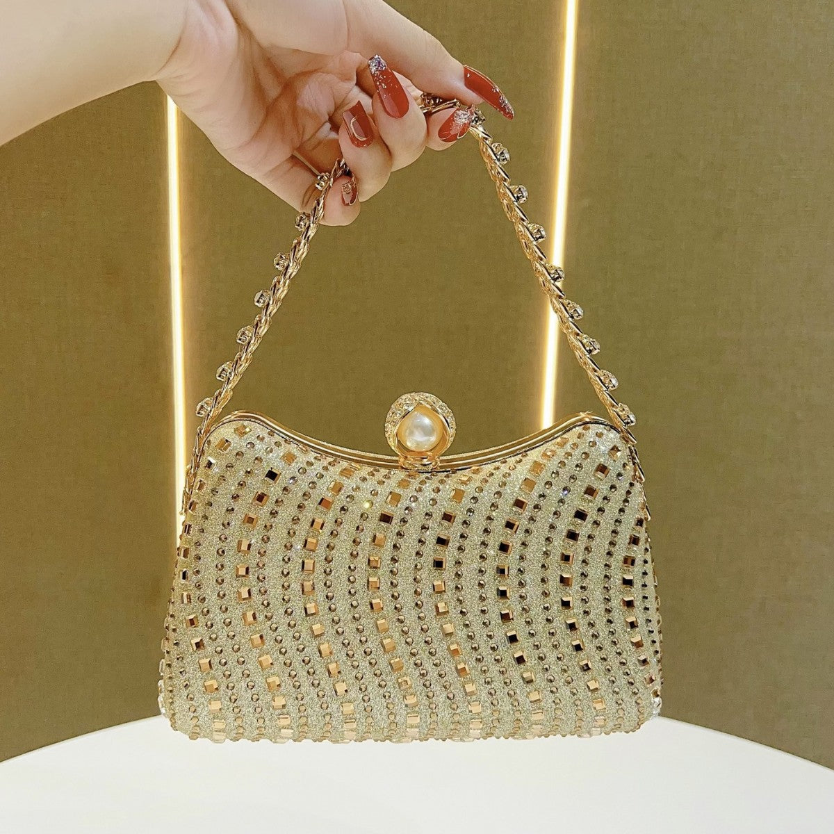 New Cross-border European and American Retro Style Fashion Diamond Bag Rhinestone Handbag Chain Bag High-end Sense Crossbody Evening Bag
