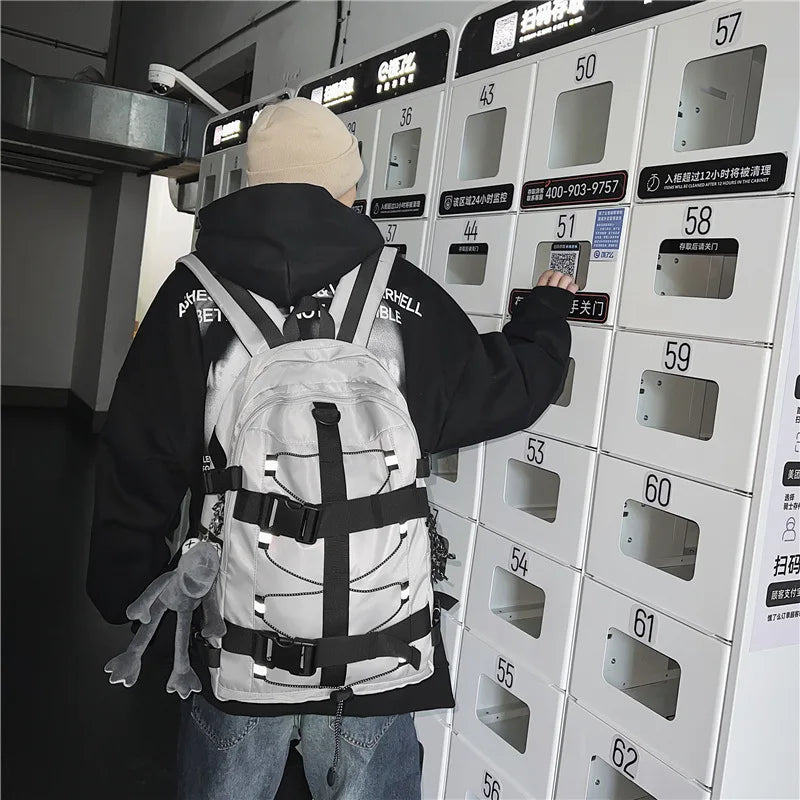 Backpack men and women cool backpack leisure junior high school students backpack personality skateboard