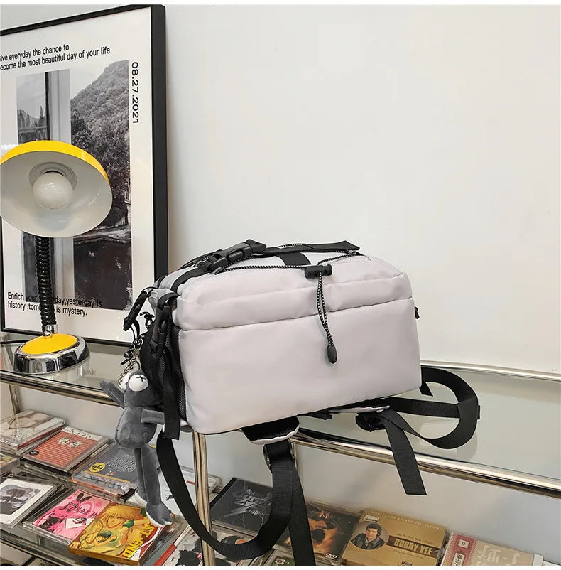 Backpack men and women cool backpack leisure junior high school students backpack personality skateboard