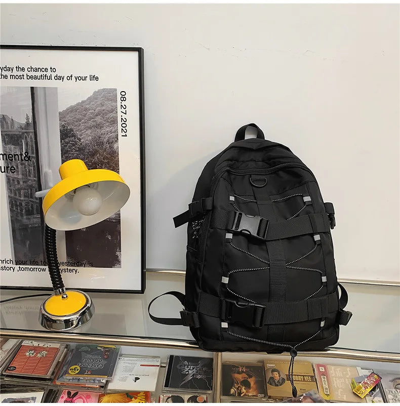 Backpack men and women cool backpack leisure junior high school students backpack personality skateboard