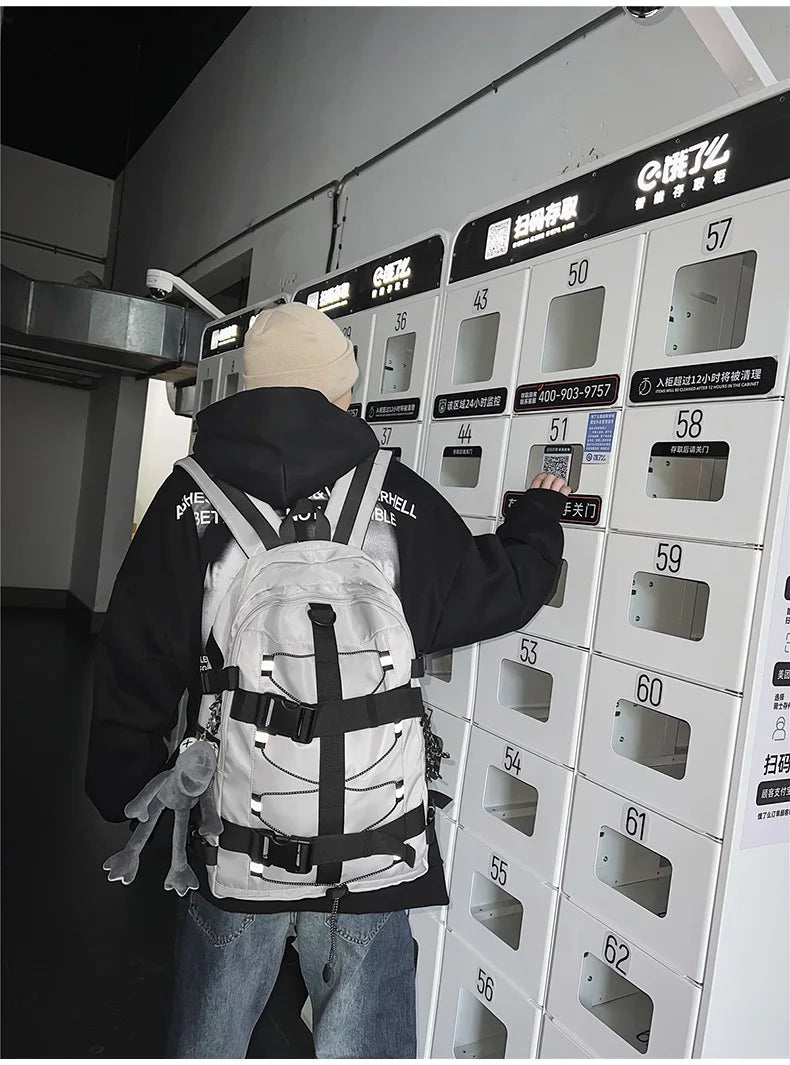 Backpack men and women cool backpack leisure junior high school students backpack personality skateboard