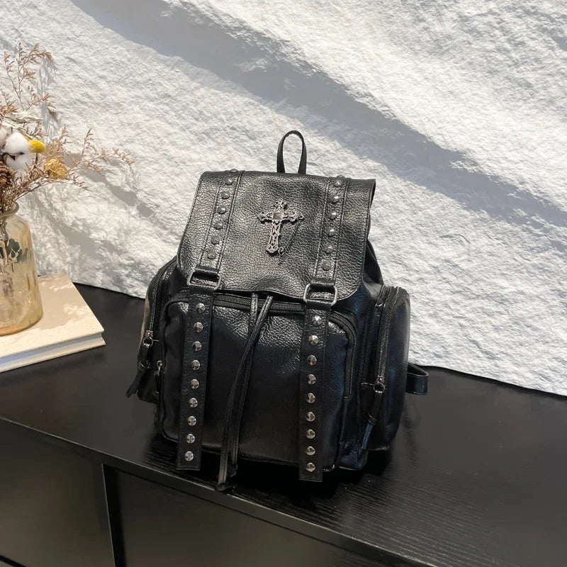 Rivet Y2K Backpack Women Gothic Punk PU Leather Shoulder Bag Ladies Vintage Harajuku Backpacks College Large Capacity School Bag